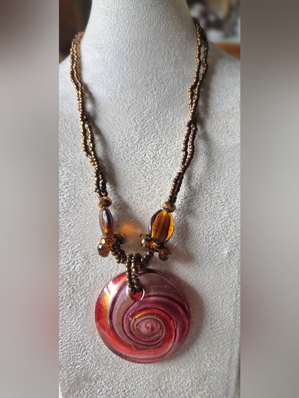 Vintage Murano Style Art Glass Swirl Pendant Necklace Bronze Seed Bead Chain